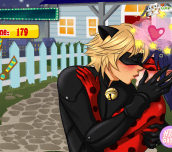 Hra - Miraculous Ladybug And Cat Noir Kiss